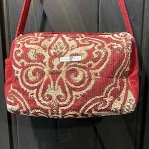 Isabella‘a Journey Tapestry Shoulder Bag